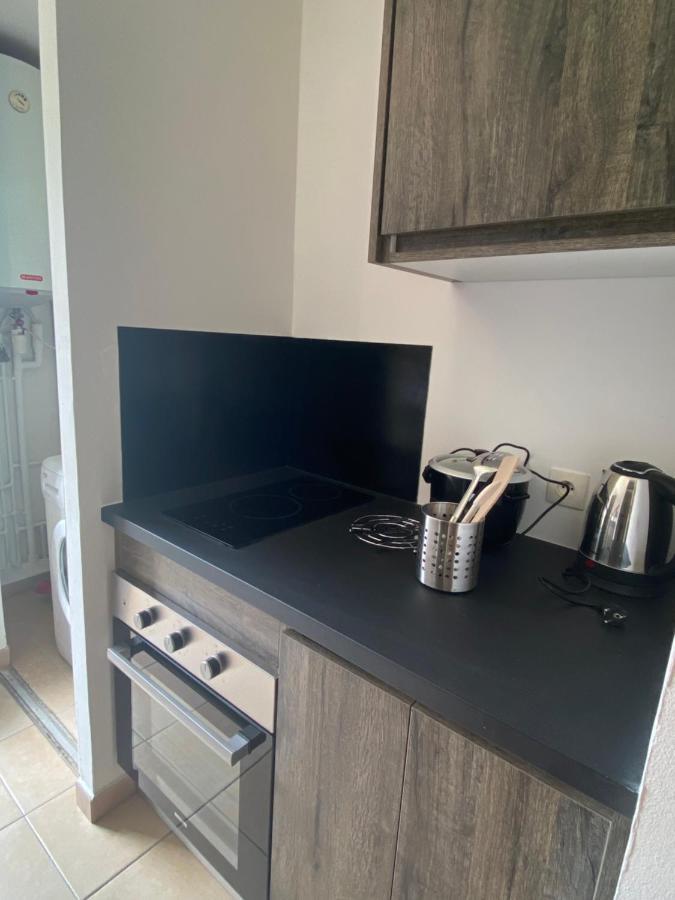 Appartement F2 Avec Piscine Saint-André Exterior foto